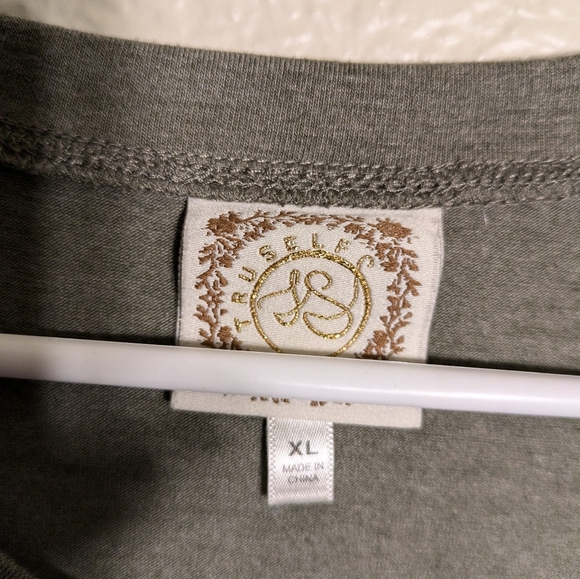 Sun and Moon Graphic Olive Top Size Xl - Picture 4 of 5